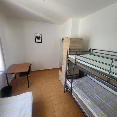 Rooms4Rest Popularna - Private Rooms For Tourists - Atr Consulting Sp, Z O,O, Warsaw Exterior photo